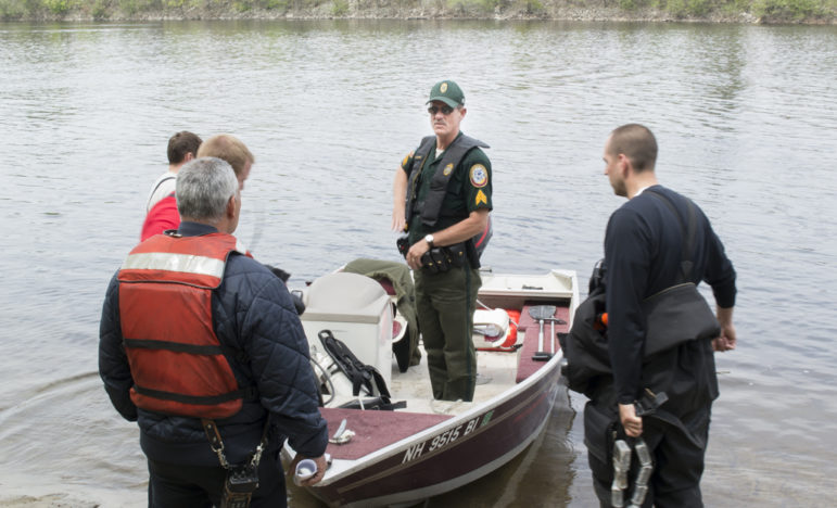 Search team prepares to return to the river on Tuesday. The r body of a man who drowned in the Merrimack River was recovered Tuesday afternoon.