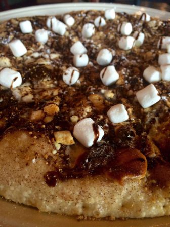 S'mores pizza @ 900 Degrees