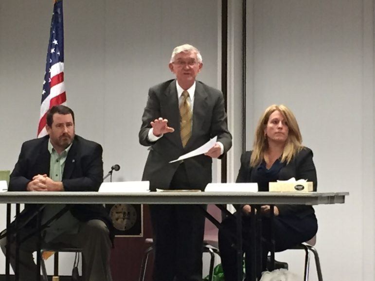 Alderman Bill Shea announces Gatsas as "still mayor."