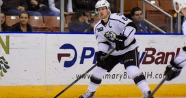 Monarchs rumble past the Thunder on NY ice Friday night Jan. 22.