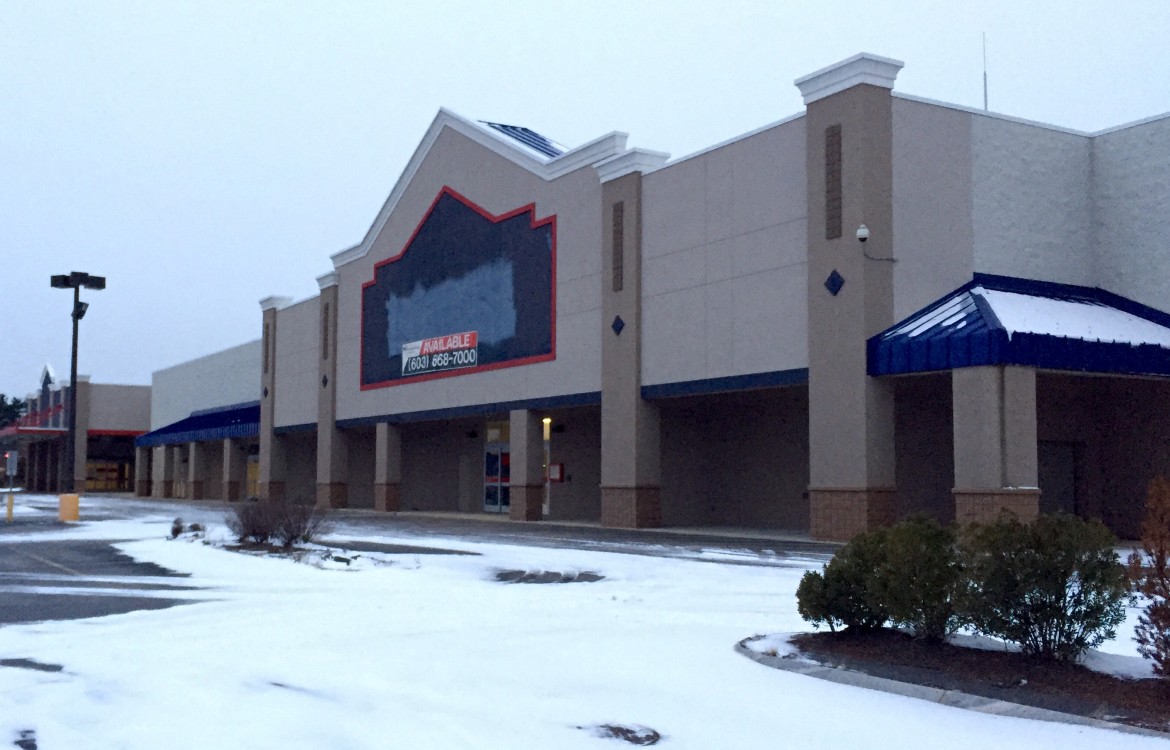 New life for the old Lowe's Building: Chunky's Cinema Pub, coming in 2017. 
