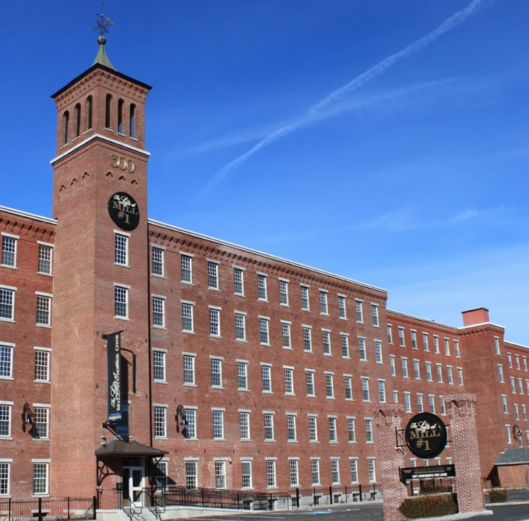 Brady Sullivan luxury apartments, The Lofts at Mill West.