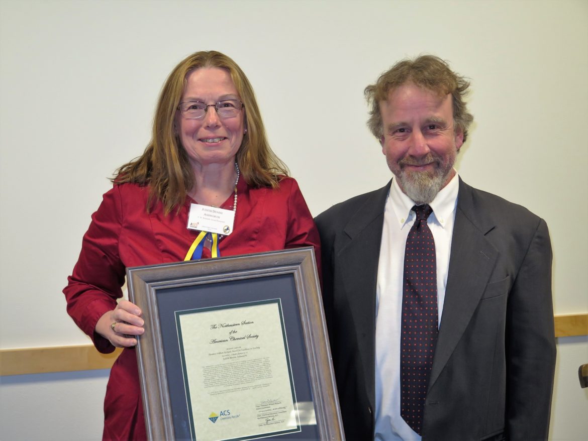 Teacher Judith Ashworth, left, and Steve Lantos, Chair of the Theodore William Richards Award committee