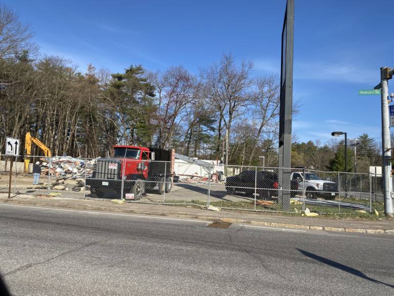 738 Hooksett Road