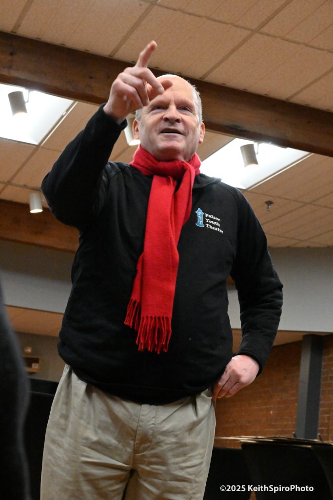 photo by Keith Spiro of Peter Ramsey answering questions from the Marquee Club attendees.
