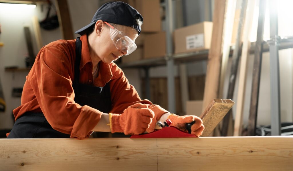 scholarship for Manchester students in the trades