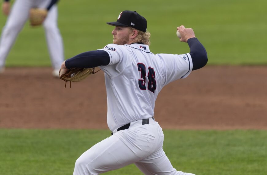 Parker Clubs Clutch Homer, McElvain Twirls Gem in Portland Opener