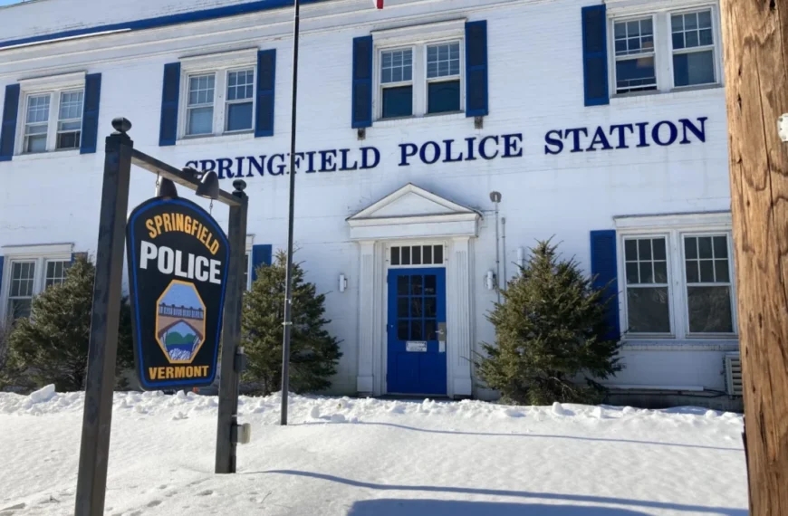 3 accused of kidnapping woman in NH, holding her for ransom in Vermont